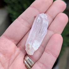 Indlæs billede til gallerivisning Kunzit