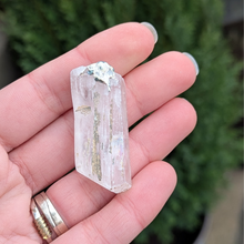 Indlæs billede til gallerivisning Kunzit