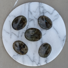 Indlæs billede til gallerivisning Labradorit nussesten