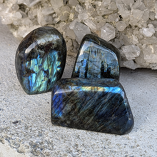 Indlæs billede til gallerivisning Labradorit freeform 500-600gr