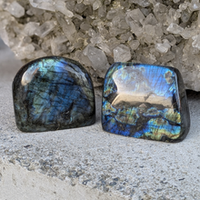 Indlæs billede til gallerivisning Labradorit freeform 900gr-1kg