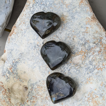 Indlæs billede til gallerivisning Labradorit hjerter