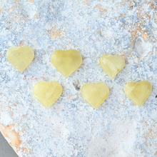 Indlæs billede til gallerivisning Lemon calcit hjerter