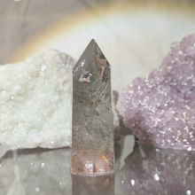 Indlæs billede til gallerivisning Stor lodolit tårn med fantomer og regnbuer