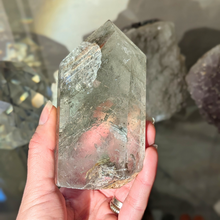 Indlæs billede til gallerivisning Stor lodolit tårn med fantomer og regnbuer