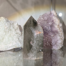 Indlæs billede til gallerivisning Stor lodolit tårn med fantomer