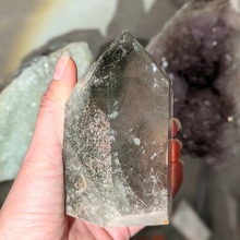 Indlæs billede til gallerivisning Stor lodolit tårn med fantomer