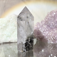 Indlæs billede til gallerivisning Stor lodolit tårn med regnbuer