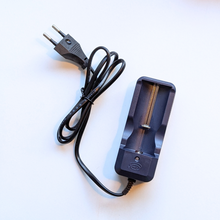 Indlæs billede til gallerivisning Mini UV LW 365nm Testing Flashlight