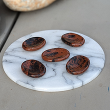 Load image into Gallery viewer, Mahogni obsidian nussesten