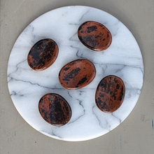 Load image into Gallery viewer, Mahogni obsidian nussesten