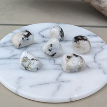 Load image into Gallery viewer, Månesten Lommesten