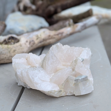 Indlæs billede til gallerivisning Mangano calcit