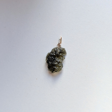 Indlæs billede til gallerivisning Moldavit vedhæng