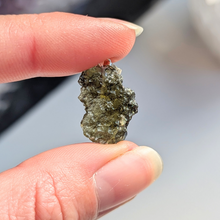 Indlæs billede til gallerivisning Moldavit vedhæng