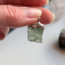 Indlæs billede til gallerivisning Moldavit vedhæng