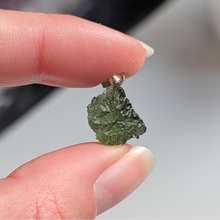 Indlæs billede til gallerivisning Moldavit vedhæng