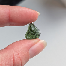 Indlæs billede til gallerivisning Moldavit vedhæng