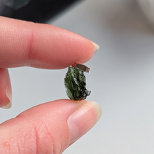 Indlæs billede til gallerivisning Moldavit vedhæng