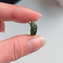 Indlæs billede til gallerivisning Moldavit vedhæng