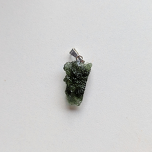 Indlæs billede til gallerivisning Moldavit vedhæng