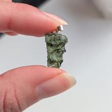 Indlæs billede til gallerivisning Moldavit vedhæng