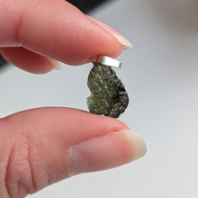 Indlæs billede til gallerivisning Moldavit vedhæng