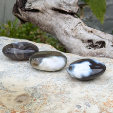 Indlæs billede til gallerivisning Orca agat palmstones