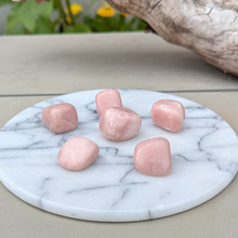 Indlæs billede til gallerivisning Pink opal lommesten