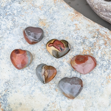 Load image into Gallery viewer, Små polychrome jaspis hjerter