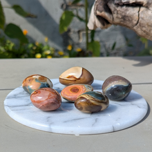 Indlæs billede til gallerivisning Polychrome jaspis lommesten