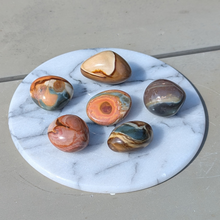 Indlæs billede til gallerivisning Polychrome jaspis lommesten