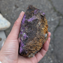 Load image into Gallery viewer, Purpurit