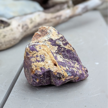 Load image into Gallery viewer, Purpurit