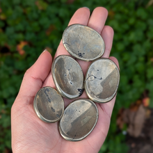 Load image into Gallery viewer, Pyrit nussesten