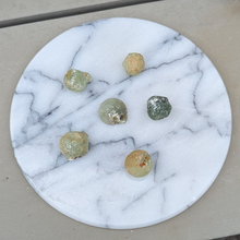 Load image into Gallery viewer, Rå prehnit lommesten