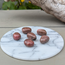 Indlæs billede til gallerivisning Rhodonit lommesten