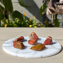 Indlæs billede til gallerivisning Rød/ gul jaspis lommesten