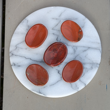Indlæs billede til gallerivisning Rød jaspis nussesten