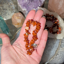 Indlæs billede til gallerivisning Chip armbånd i rød jaspis