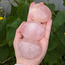 Indlæs billede til gallerivisning Rosakvarts palmstones