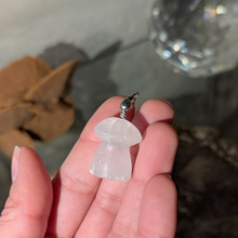 Indlæs billede til gallerivisning Selenit svamp vedhæng