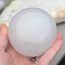 Indlæs billede til gallerivisning Selenit Fyrfadsstage