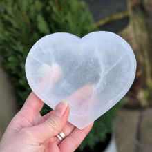 Indlæs billede til gallerivisning Selenit hjerte skål