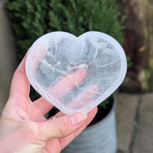Indlæs billede til gallerivisning Selenit hjerte skål