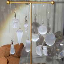 Indlæs billede til gallerivisning Selenit tårn pendul vedhæng