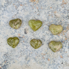 Indlæs billede til gallerivisning Serpentin hjerter