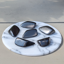 Indlæs billede til gallerivisning Shungit lommesten