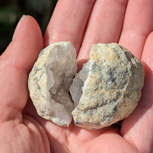 Indlæs billede til gallerivisning Små Kvarts geoder fra Marokko
