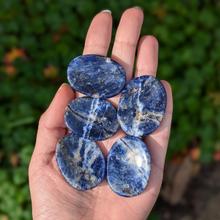 Load image into Gallery viewer, Sodalit nussesten